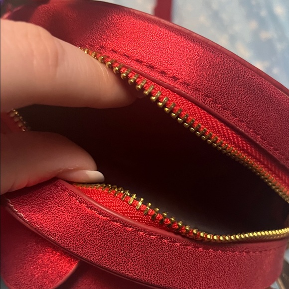 NWOT Disney Danielle Nicole Beauty and the Beast Purse - Picture 4 of 4